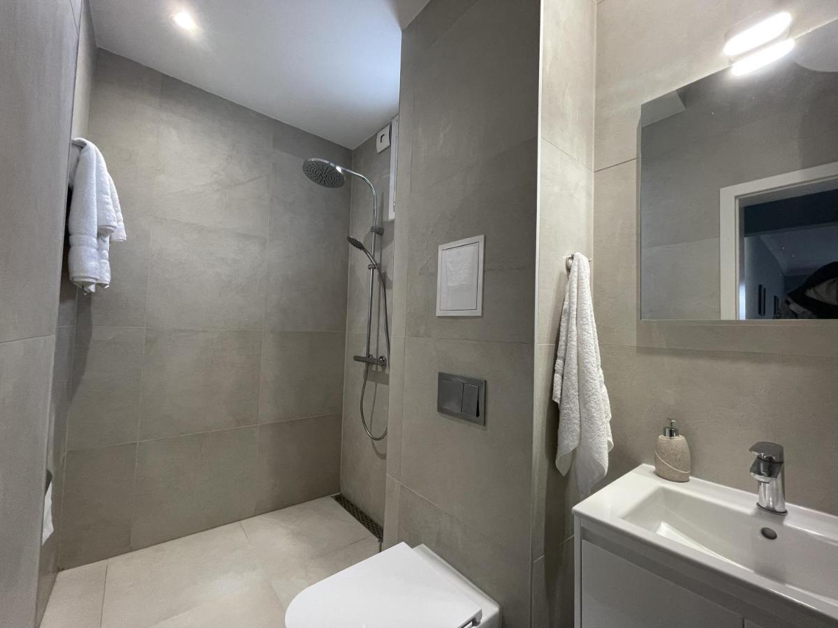 Cozy Spot In The Heart Of Sofia Apartment ภายนอก รูปภาพ