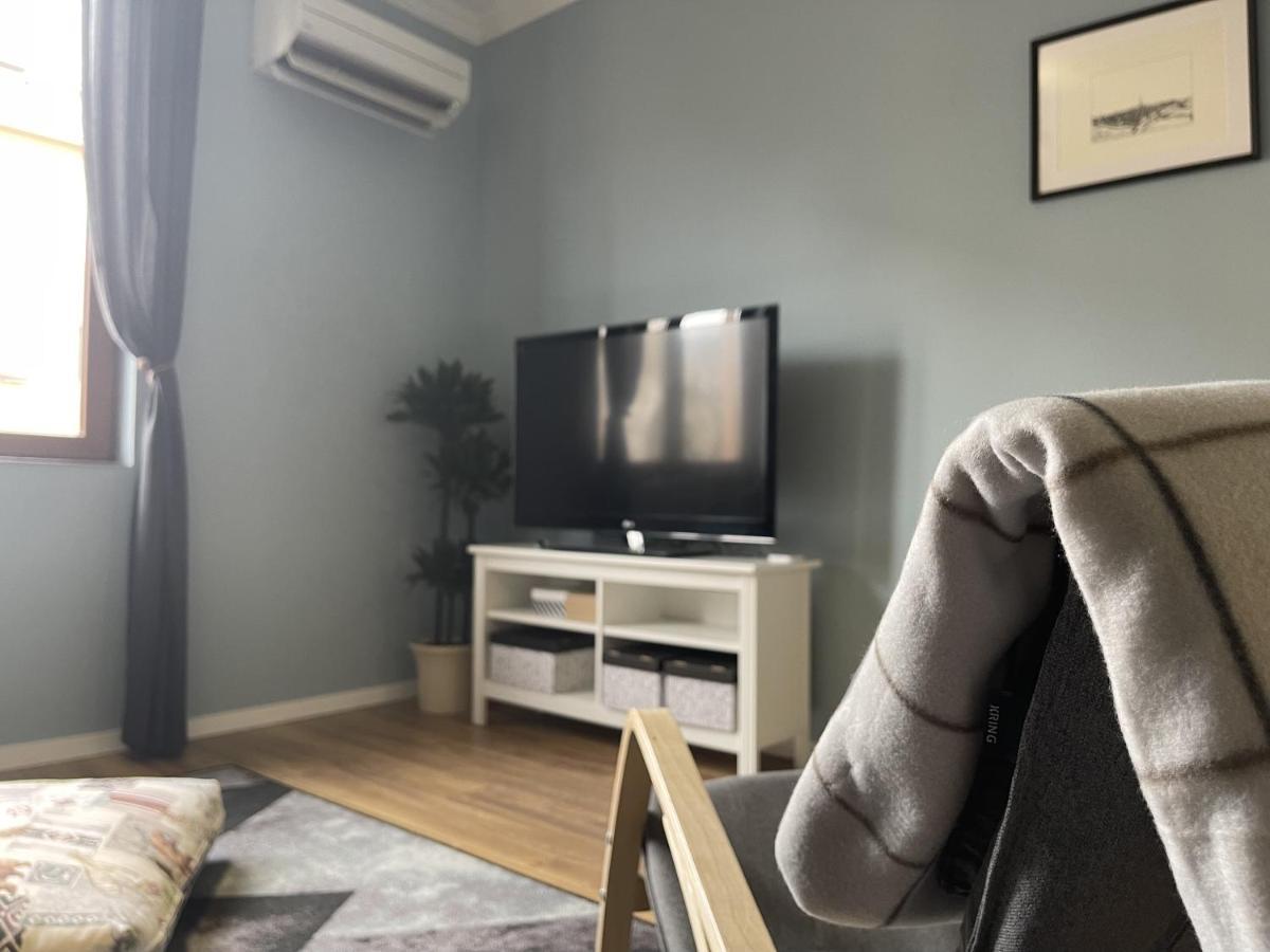 Cozy Spot In The Heart Of Sofia Apartment ภายนอก รูปภาพ